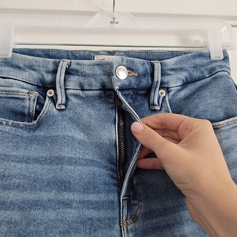 Good American High Rise Distressed Straight Leg Jean Medium Wash Size 6/28 - Picture 3 of 5